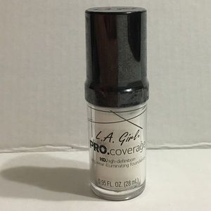 LA Girl Pro Coverage HD Illuminating Foundation